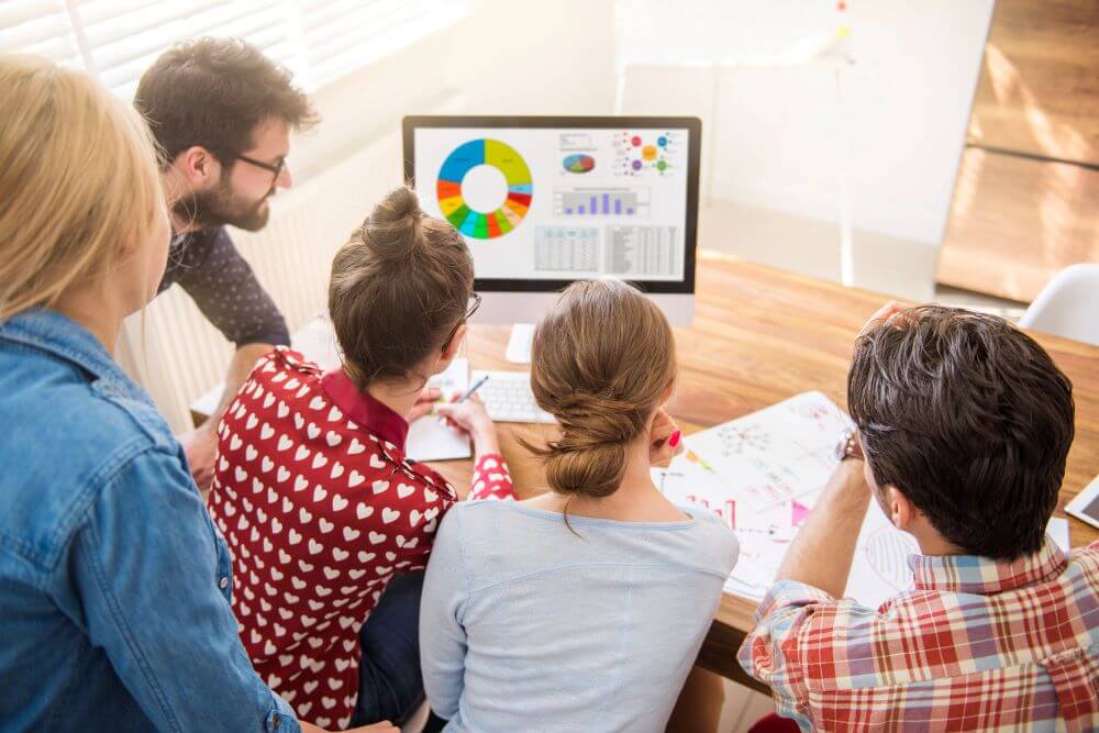 Best Practices for Creating Clear and Engaging Charts