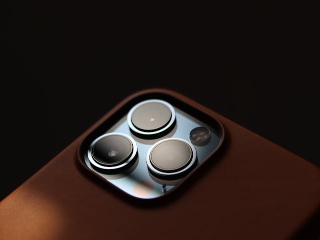 Beyond The IPhone Case: Building A Cohesive Leather Ecosystem For Your Daily Essentials