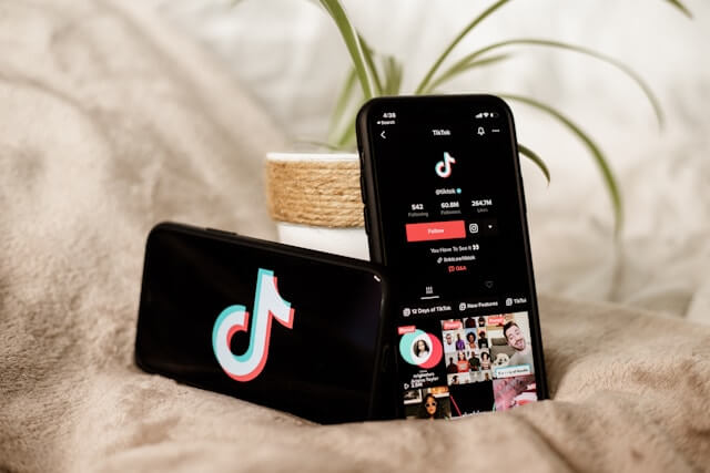 Top TikTok View Services For Brands Testing Short Form Video Campaigns