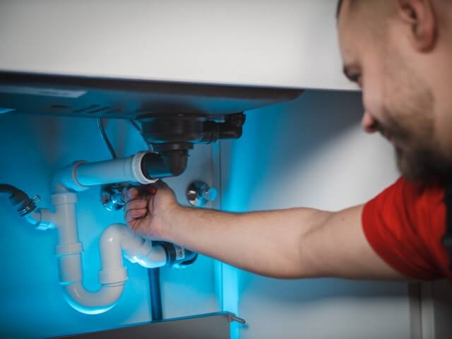 7 Signs You Need An Emergency Plumber Immediately