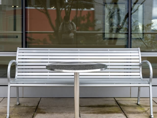How To Select The Right Anchorage Options For Public Aluminium Bench Seating